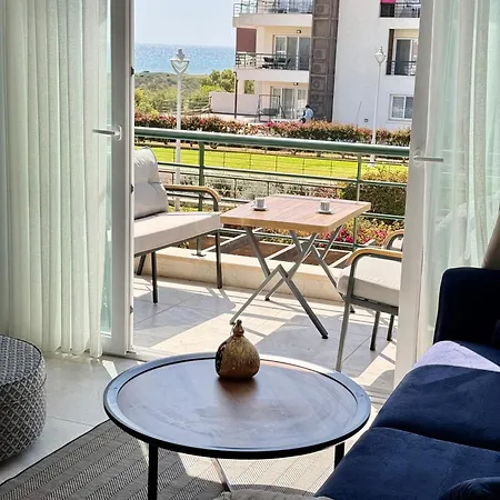 Tranquil By The Sea Apartment *
