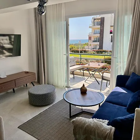 Tranquil By The Sea Apartment