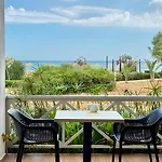 Appartamento Tranquil By The Sea *