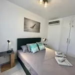 Appartamento Tranquil By The Sea *