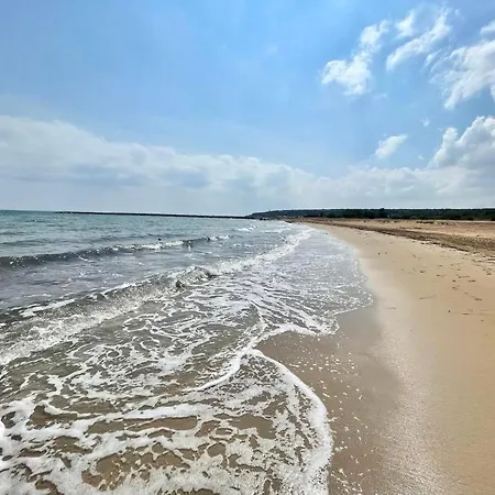 Апартаменты Tranquil By The Sea Vokolidha