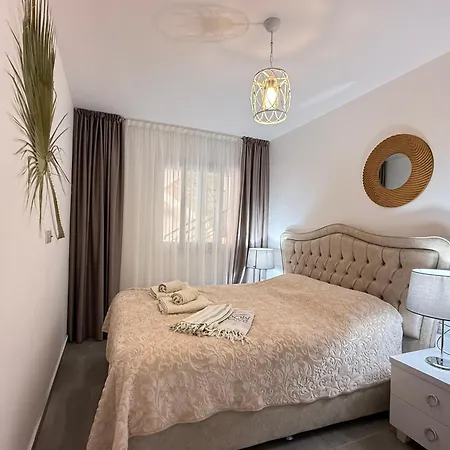 Tranquil By The Sea *