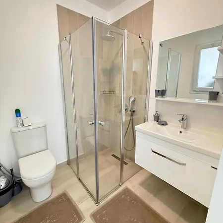 Tranquil By The Sea Apartment *