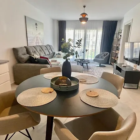 Tranquil By The Sea * Vokolidha