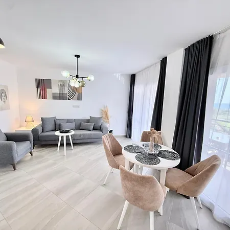 Appartement Tranquil By The Sea *