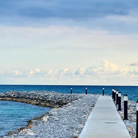 Διαμέρισμα Tranquil By The Sea