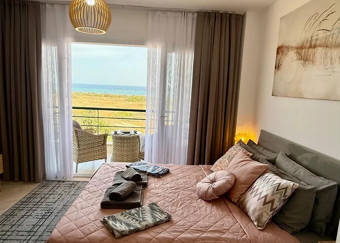 Tranquil By The Sea *