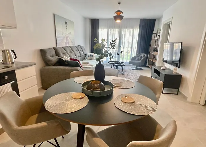 Tranquil By The Sea * Vokolidha