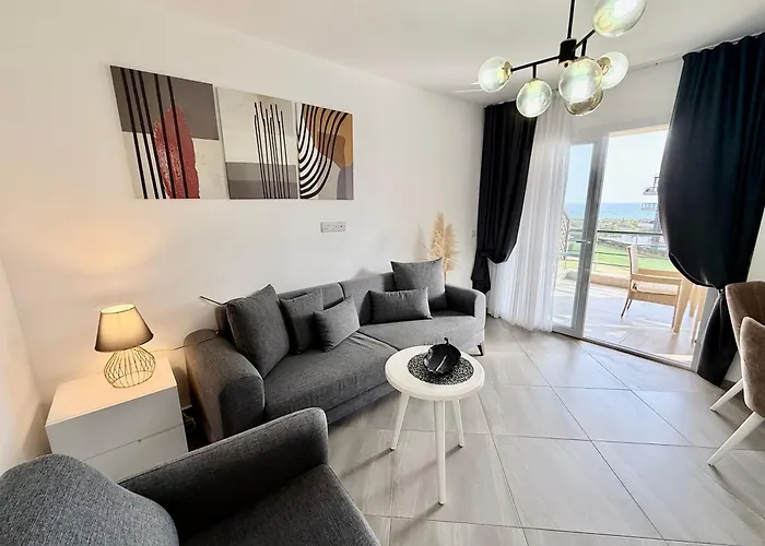 Apartamento Tranquil By The Sea