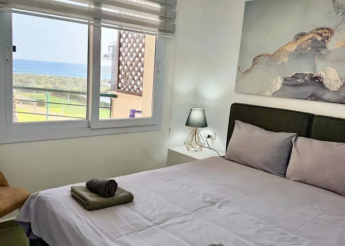 Tranquil By The Sea * Vokolidha