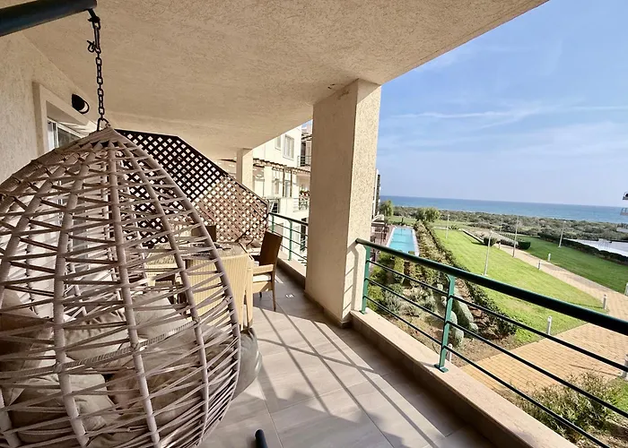 Apartamento Tranquil By The Sea Vokolidha