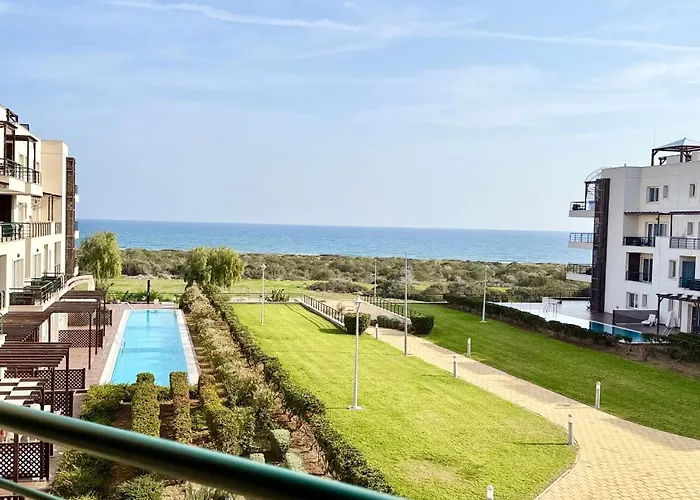 Apartamento Tranquil By The Sea Vokolidha